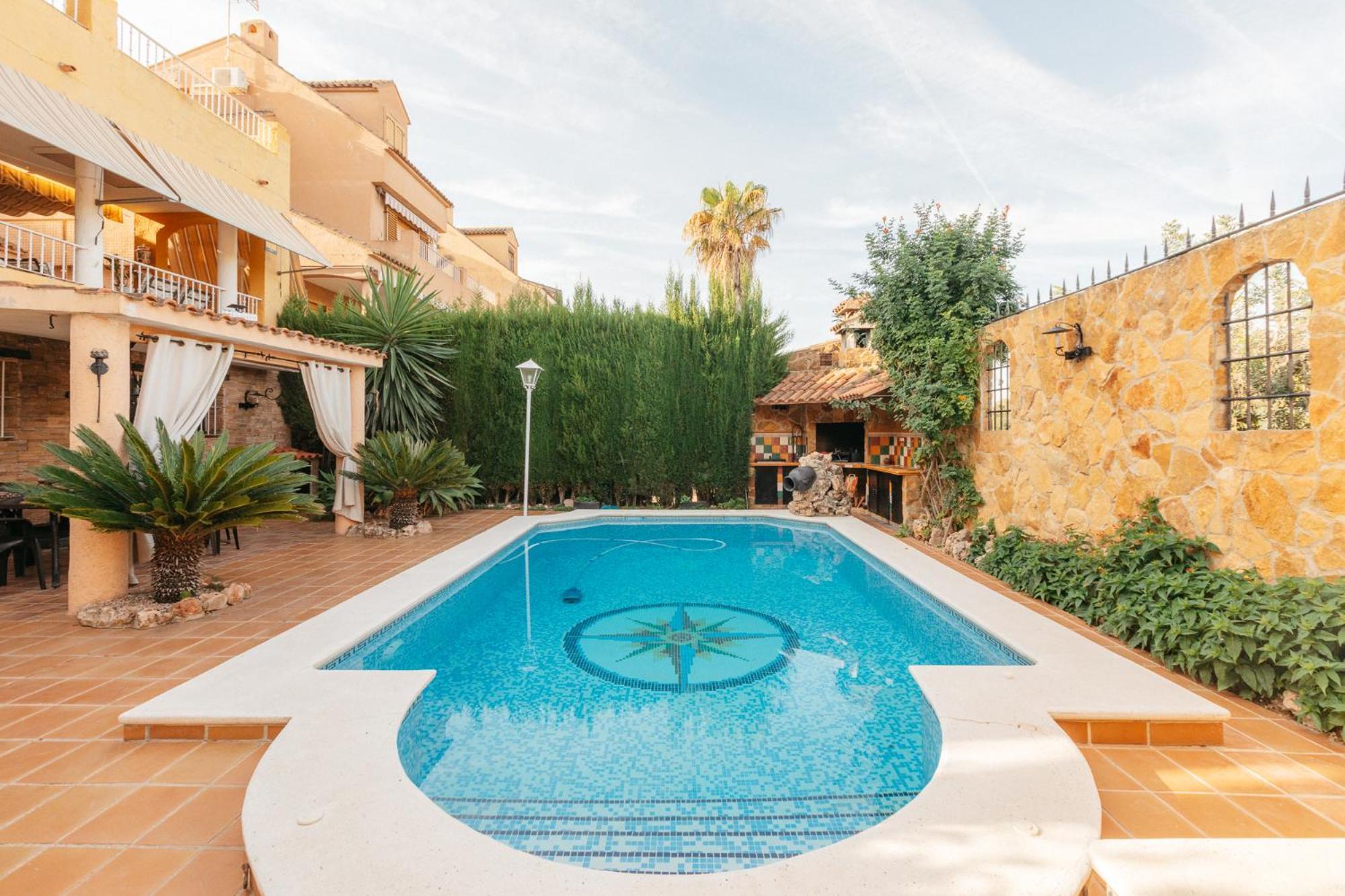 Chalet, Villa Rodeada De Naturaleza Piscina A Doce Klm De Valencia Y 7 Del Aeropuerto מראה חיצוני תמונה