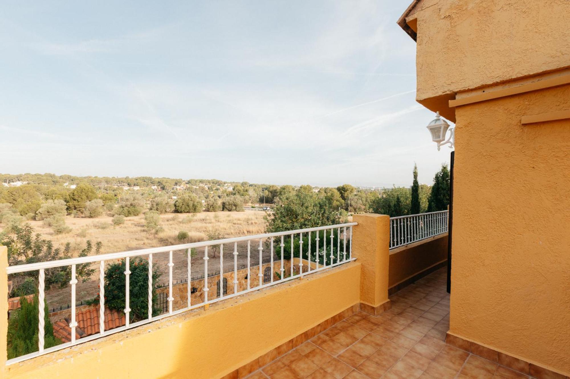 Chalet, Villa Rodeada De Naturaleza Piscina A Doce Klm De Valencia Y 7 Del Aeropuerto מראה חיצוני תמונה
