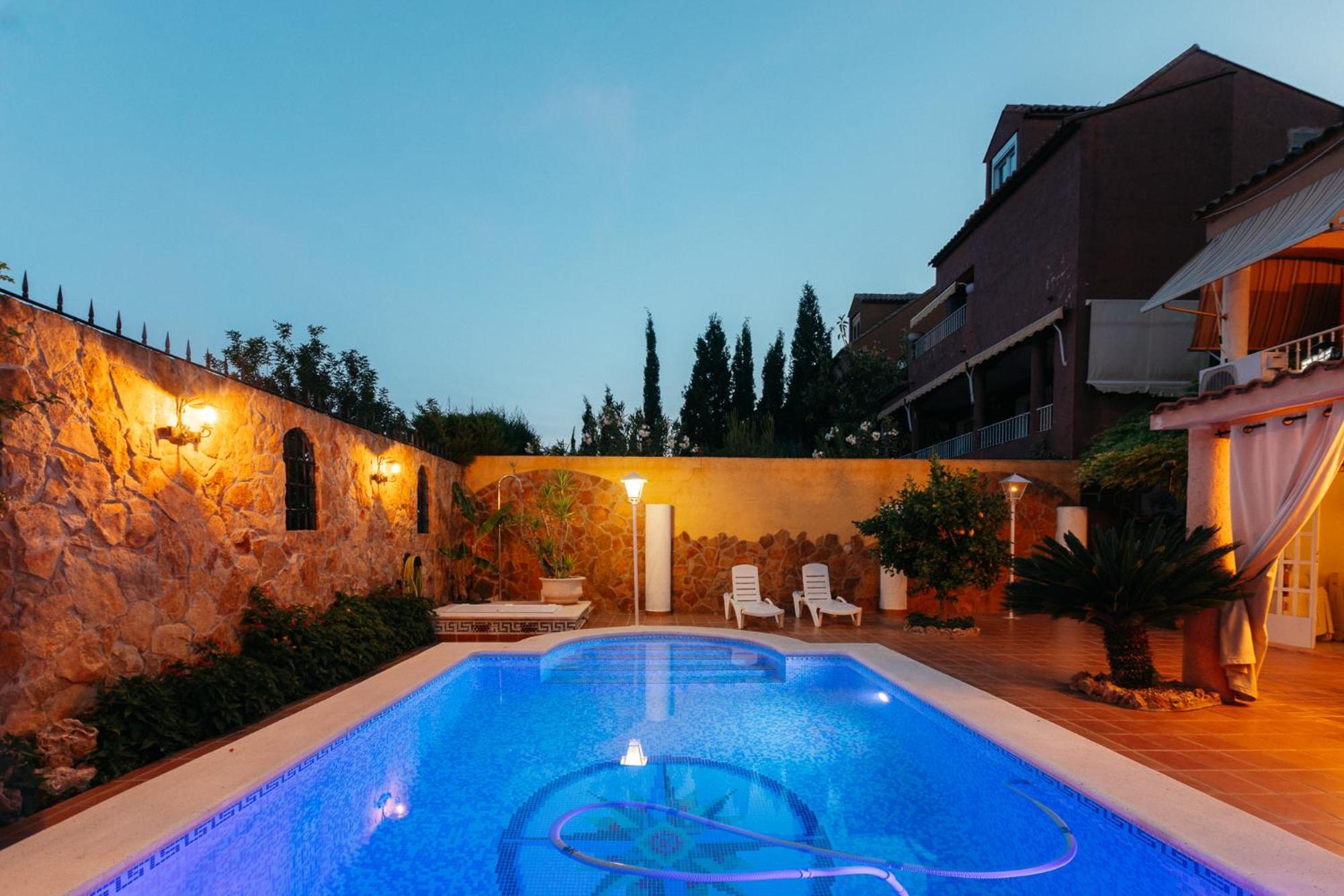 Chalet, Villa Rodeada De Naturaleza Piscina A Doce Klm De Valencia Y 7 Del Aeropuerto מראה חיצוני תמונה