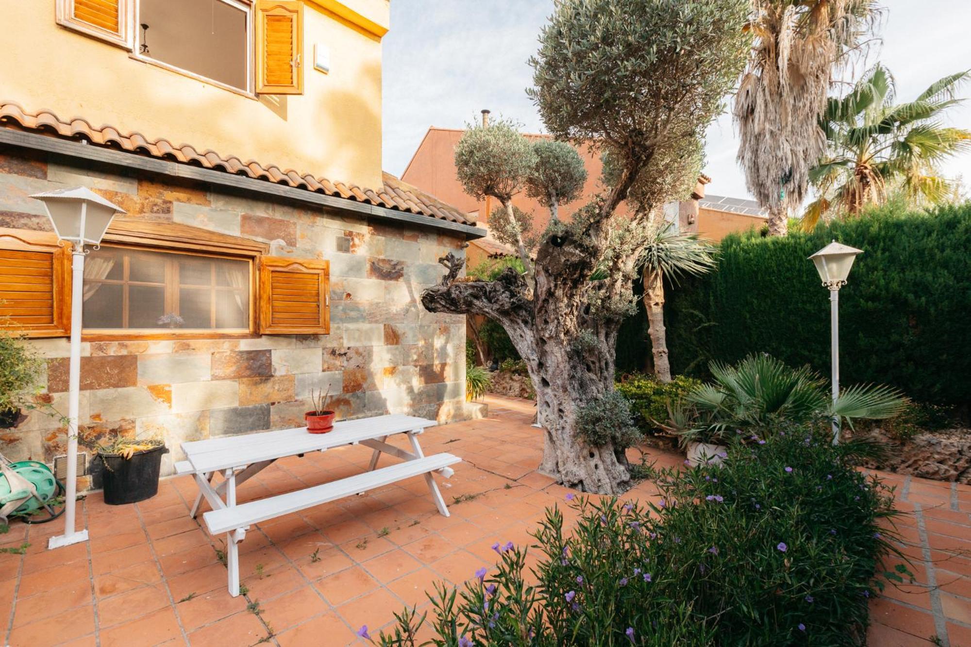 Chalet, Villa Rodeada De Naturaleza Piscina A Doce Klm De Valencia Y 7 Del Aeropuerto מראה חיצוני תמונה