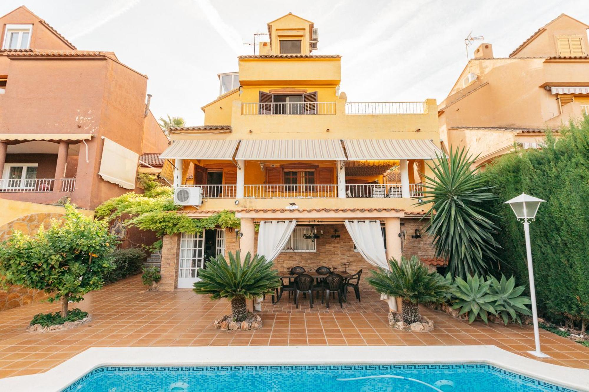 Chalet, Villa Rodeada De Naturaleza Piscina A Doce Klm De Valencia Y 7 Del Aeropuerto מראה חיצוני תמונה