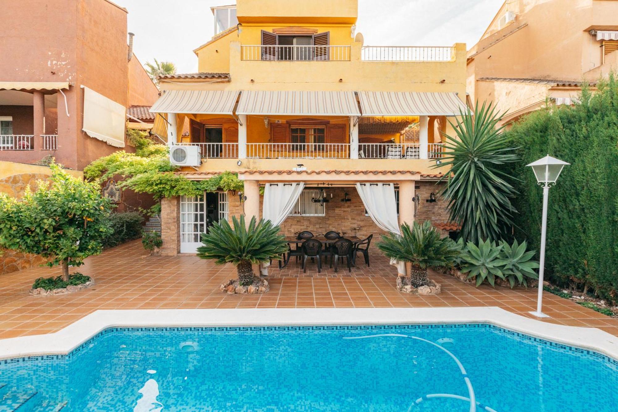 Chalet, Villa Rodeada De Naturaleza Piscina A Doce Klm De Valencia Y 7 Del Aeropuerto מראה חיצוני תמונה
