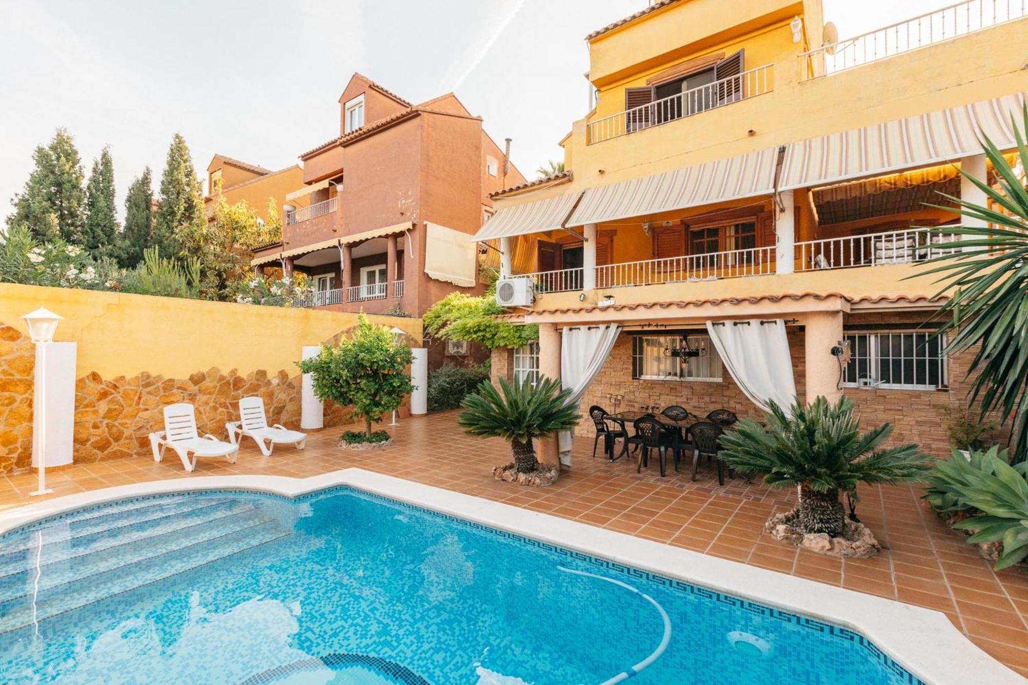 Chalet, Villa Rodeada De Naturaleza Piscina A Doce Klm De Valencia Y 7 Del Aeropuerto מראה חיצוני תמונה